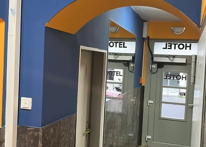 Petite Koenigsallee Self Check-in מלון דיסלדורף
