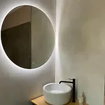 Petite Koenigsallee Self Check-in