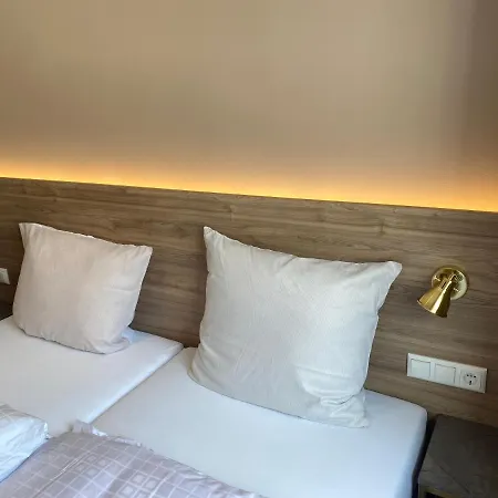 Hotell Petite Koenigsallee Self Check-in Düsseldorf