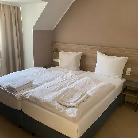 Petite Koenigsallee Self Check-in