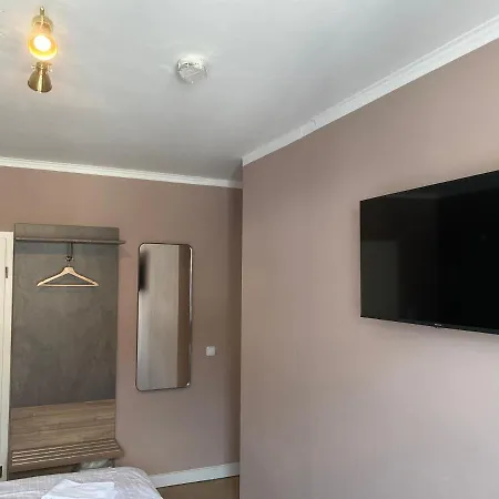 Petite Koenigsallee Self Check-in 3* Düsseldorf