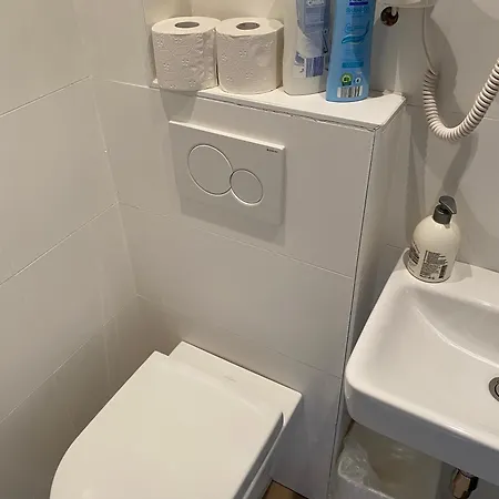 Petite Koenigsallee Self Check-in 3* דיסלדורף