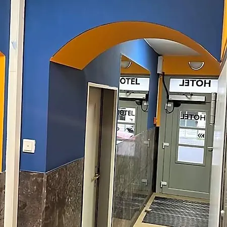 Petite Koenigsallee Self Check-in מלון 3*