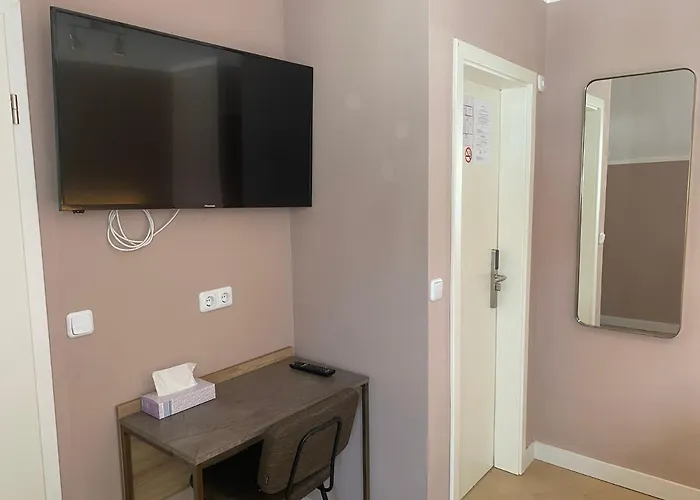 Petite Koenigsallee Self Check-in فندق