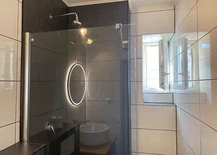 فندق Petite Koenigsallee Self Check-in 3*