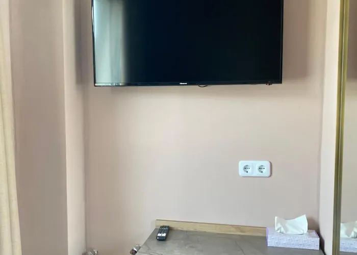 Petite Koenigsallee Self Check-in 3*