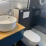Petite Koenigsallee Self Check-in